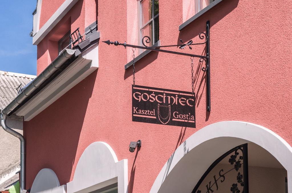 Gosciniec Kasztel U Gostla Hotell Murowana Goślina Rom bilde